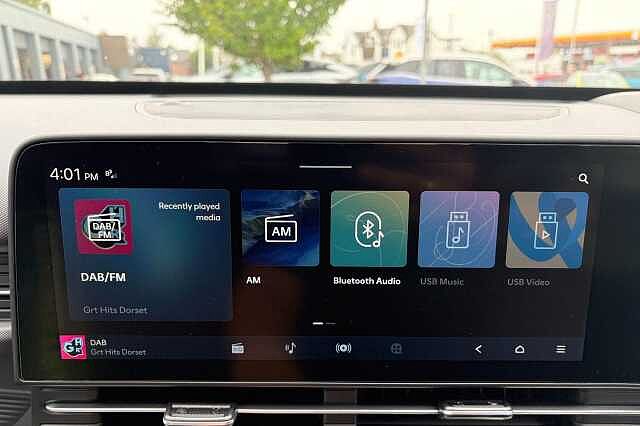 Hyundai KONA 65.4kWh Ultimate Auto 5dr Silver