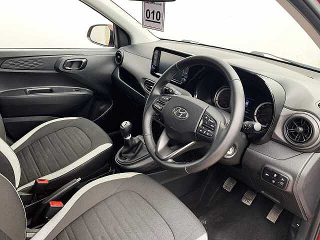 Hyundai i10 1.0 MPi SE Connect 5dr