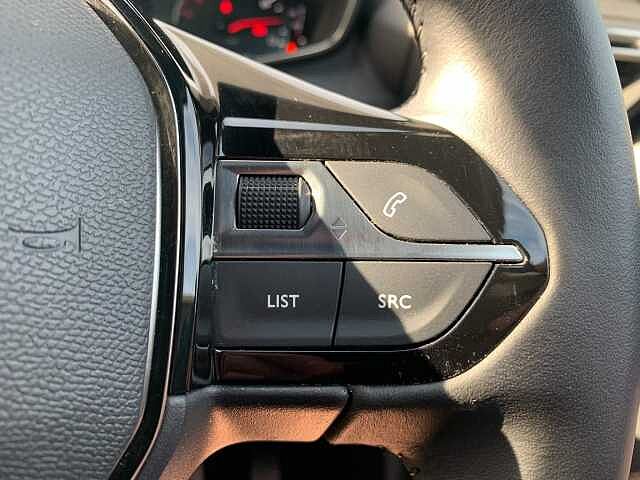 Peugeot 2008 1.2 PureTech Active Premium+ 5dr