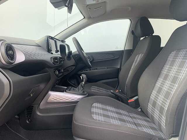 Hyundai i10 1.0 [63] Premium 5dr Auto [Nav]