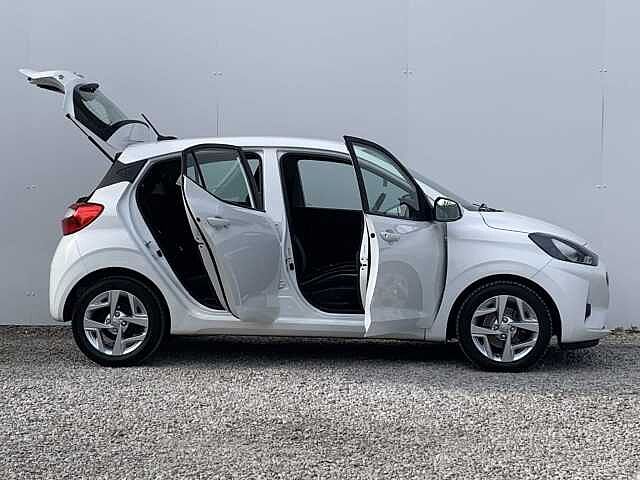 Hyundai i10 1.0 MPi SE Connect 5dr Auto