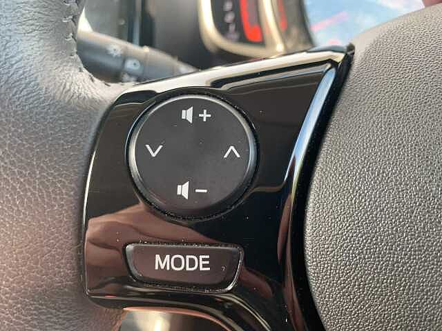 Citroen C1 1.0 VTi 72 Shine 5dr