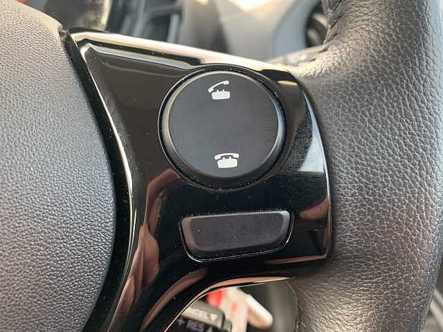 Citroen C1 1.0 VTi 72 Shine 5dr