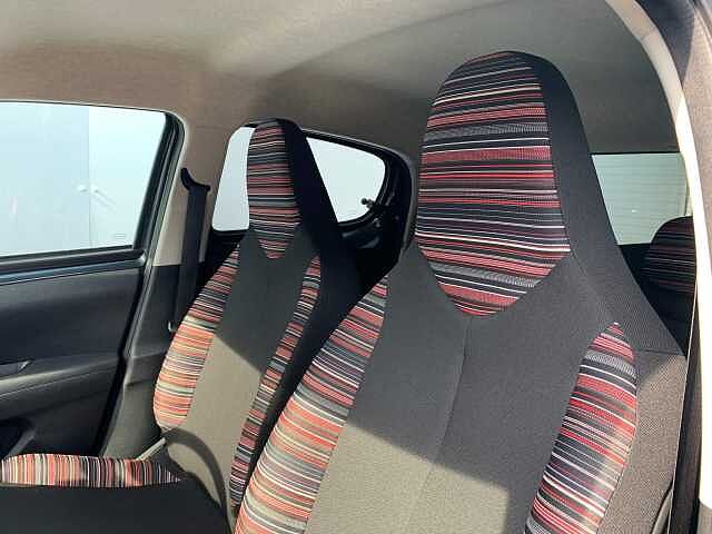 Citroen C1 1.0 VTi 72 Shine 5dr