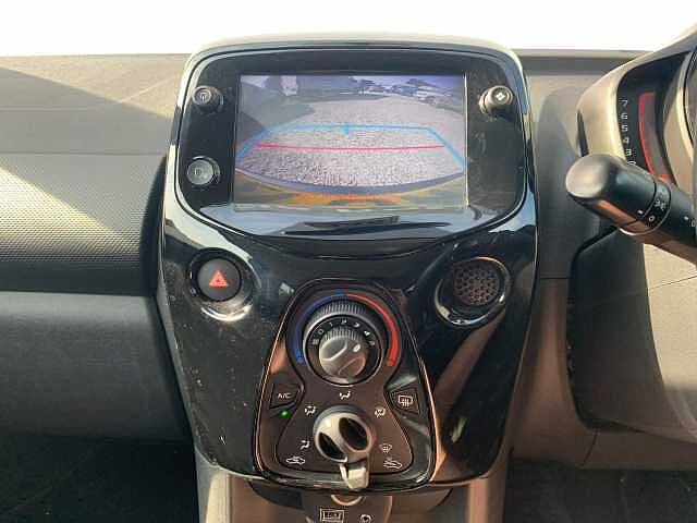 Citroen C1 1.0 VTi 72 Shine 5dr