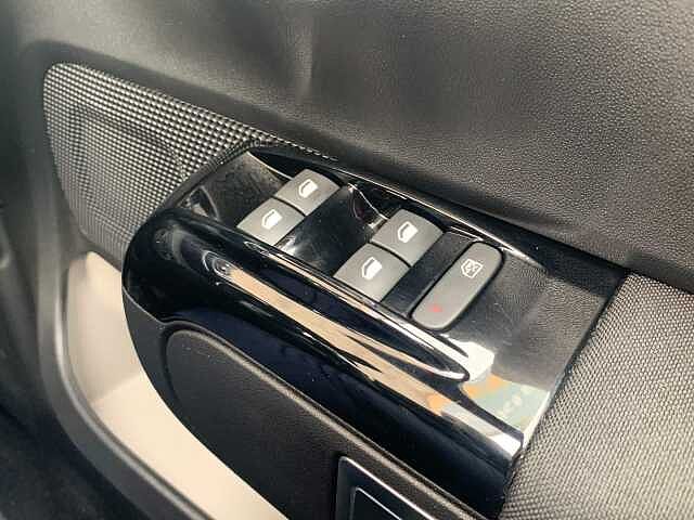 Citroen C3 1.2 PureTech Shine 5dr