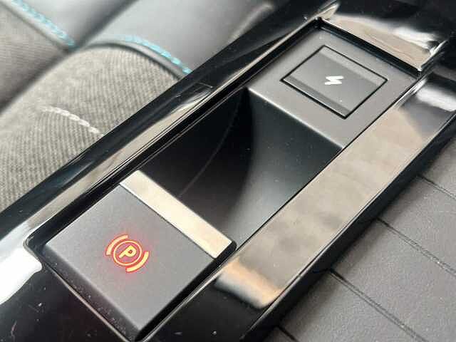 Citroen e-C4 100kW Shine 50kWh 5dr Auto