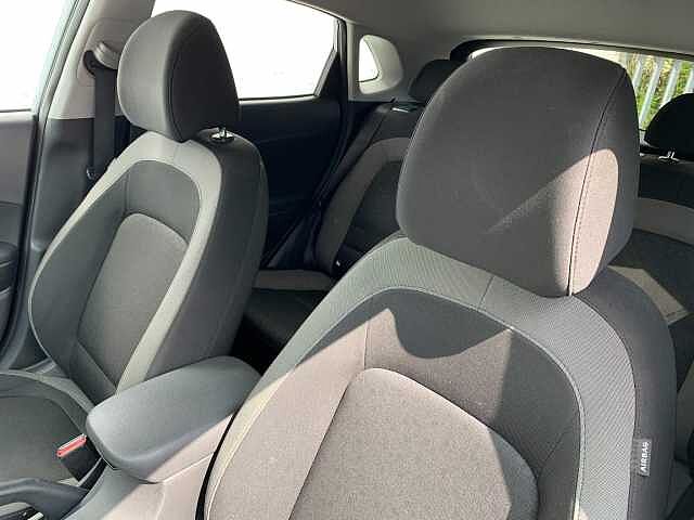 Hyundai Kona 1.0T GDi Play Edition 5dr