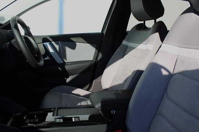 Citroen e-C4 50kWh e-series Auto 5dr (7.4kW Charger)