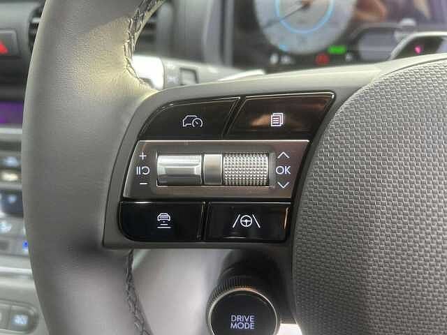 Hyundai INSTER Long Range 49kWh Cross Auto 5dr