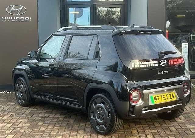 Hyundai INSTER Long Range 49kWh Cross Auto 5dr