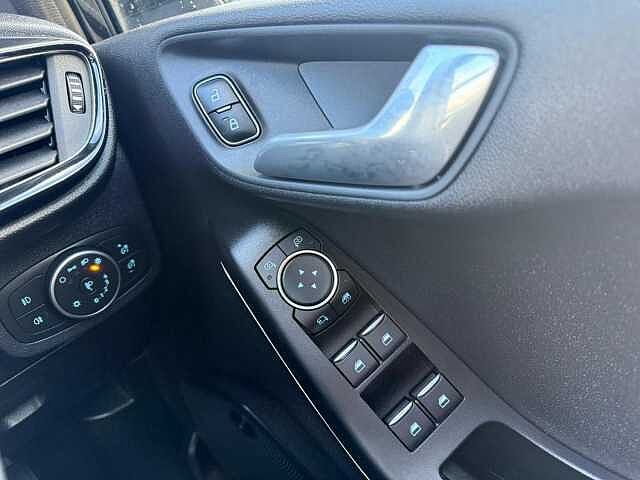 Ford Fiesta 1.0T EcoBoost Titanium X Euro 6 (s/s) 5dr