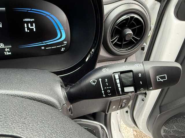 Hyundai i10 1.0 Advance Euro 6 (s/s) 5dr