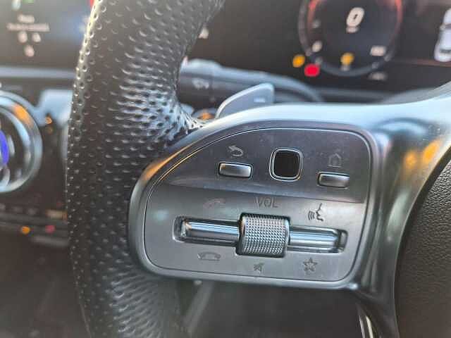 Mercedes-Benz CLA 1.3 CLA180 AMG Line (Premium 2) Coupe 7G-DCT Euro 6 (s/s) 4dr