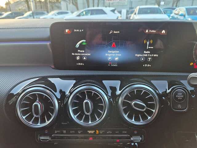 Mercedes-Benz CLA 1.3 CLA180 AMG Line (Premium 2) Coupe 7G-DCT Euro 6 (s/s) 4dr