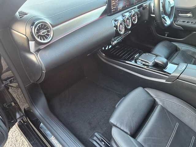 Mercedes-Benz CLA 1.3 CLA180 AMG Line (Premium 2) Coupe 7G-DCT Euro 6 (s/s) 4dr