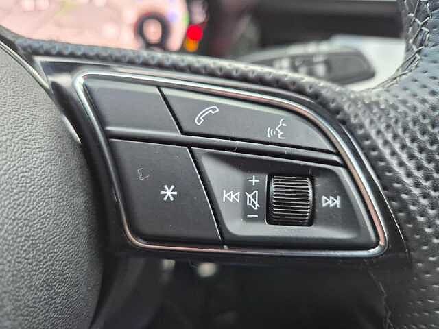 Audi A3 1.0 TFSI 30 S line Sportback Euro 6 (s/s) 5dr