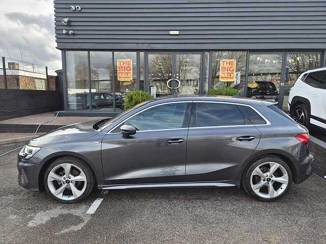 Audi A3 1.0 TFSI 30 S line Sportback Euro 6 (s/s) 5dr