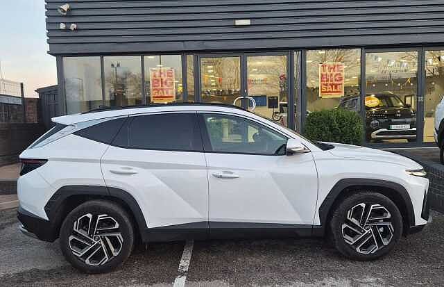 Hyundai TUCSON 1.6 T-GDi Ultimate Auto Euro 6 (s/s) 5dr White