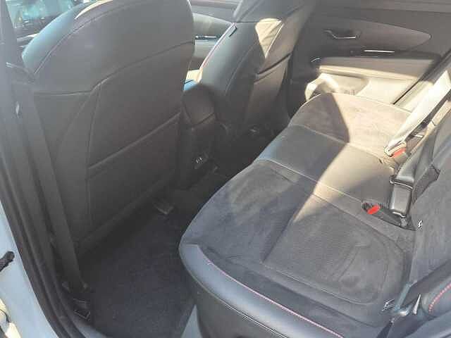 Hyundai TUCSON 1.6 T-GDi 13.8kWh N Line Auto Euro 6 (s/s) 5dr White