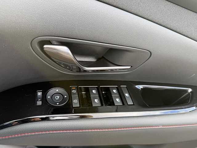 Hyundai TUCSON 1.6 T-GDi 13.8kWh N Line S Auto Euro 6 (s/s) 5dr Silver