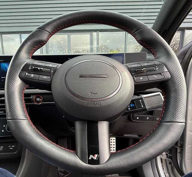 Hyundai TUCSON 1.6 T-GDi 13.8kWh N Line S Auto Euro 6 (s/s) 5dr Silver