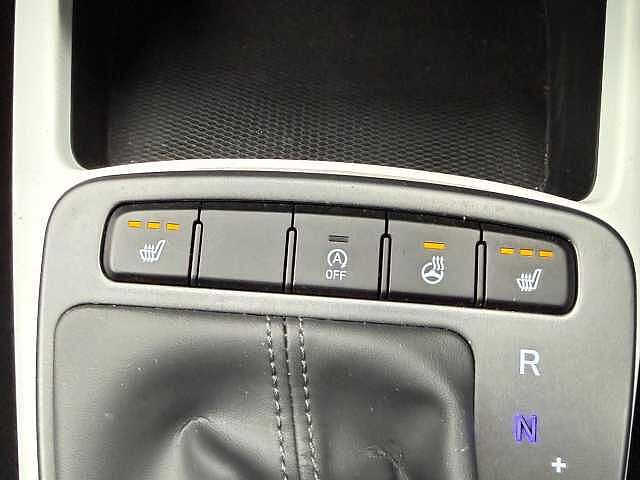 Hyundai i10 1.2 Premium Auto Euro 6 (s/s) 5dr