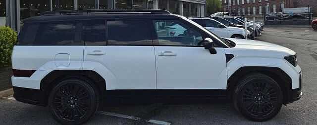 Hyundai SANTA FE 1.6 T-GDi 13.8kWh Calligraphy Auto 4WD Euro 6 (s/s) 5dr (7Seat) White