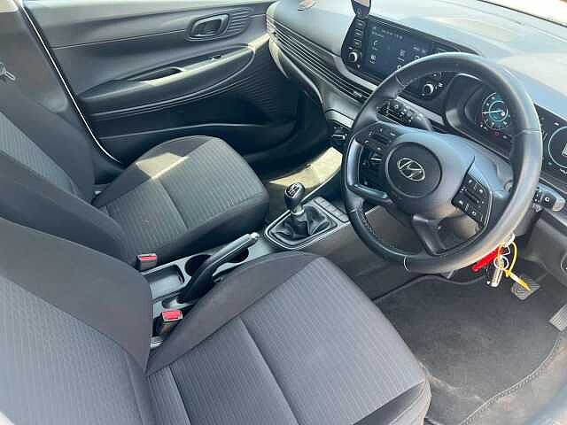 Hyundai I20 1.0 T-GDi MHEV SE Connect Euro 6 (s/s) 5dr White