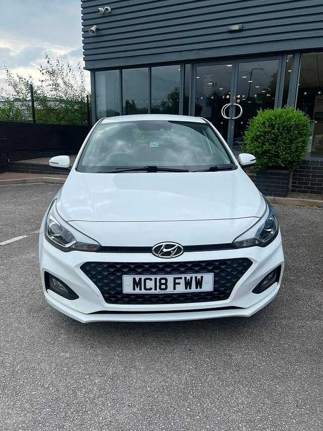 Hyundai I20 1.0 T-GDi SE Hatchback 5dr Petrol DCT Euro 6 (s/s) (100 ps) White