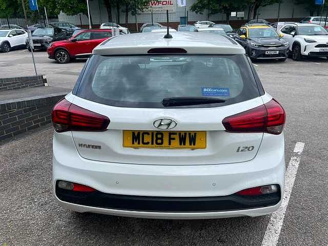 Hyundai I20 1.0 T-GDi SE Hatchback 5dr Petrol DCT Euro 6 (s/s) (100 ps) White