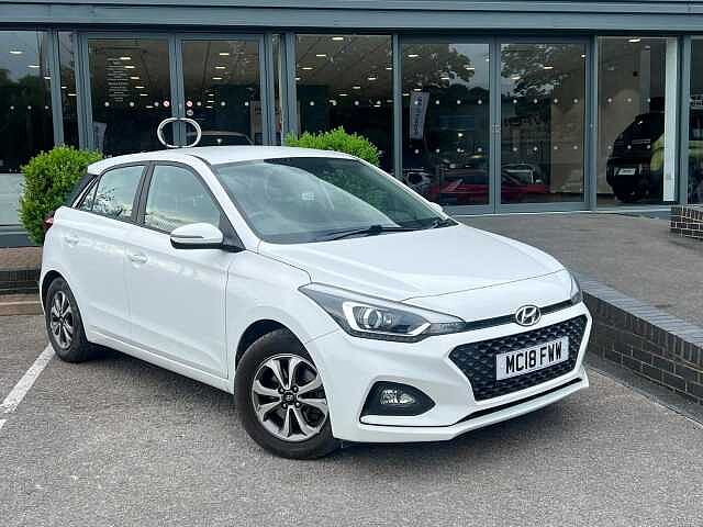Hyundai I20 1.0 T-GDi SE Hatchback 5dr Petrol DCT Euro 6 (s/s) (100 ps) White