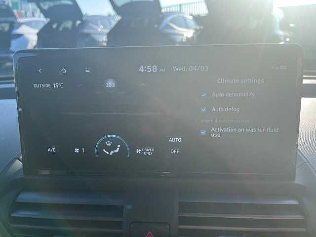 Hyundai INSTER Long Range 49kWh 02 Auto 5dr