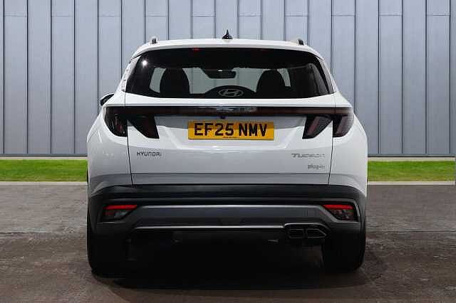 Hyundai TUCSON 1.6 T-GDi 13.8kWh Premium Auto Euro 6 (s/s) 5dr White