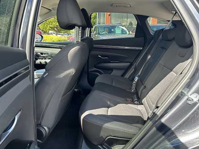 Hyundai TUCSON 1.6 T-GDi MHEV SE Connect DCT Euro 6 (s/s) 5dr Grey