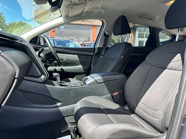 Hyundai TUCSON 1.6 T-GDi MHEV SE Connect DCT Euro 6 (s/s) 5dr Grey