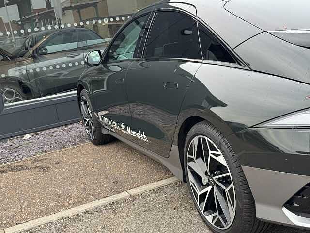 Hyundai Ioniq 6 168kW Premium 77kWh 4dr Auto
