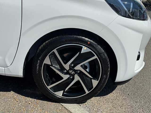 Hyundai i10 1.0 [63] Premium 5dr [Nav]