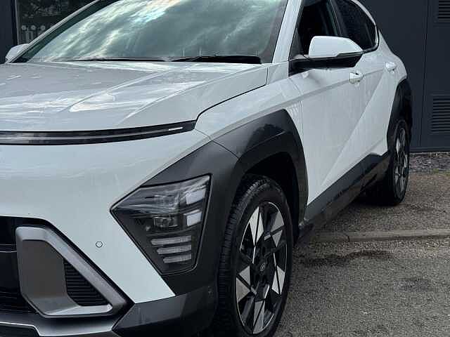 Hyundai KONA 1.6 Hybrid 129 Ultimate 5dr DCT Atlas White