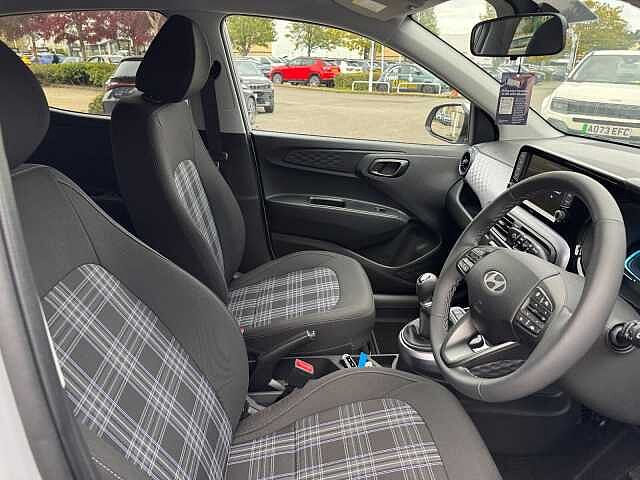Hyundai I10 1.2 [79] Premium 5dr [Nav] Lumen Gray