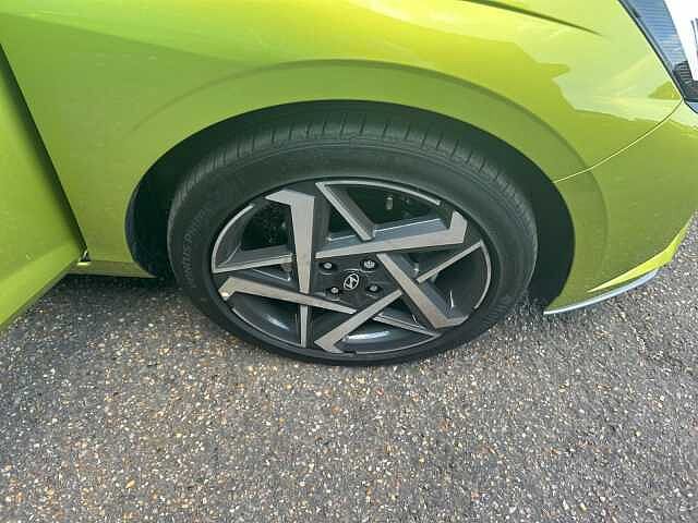 Hyundai I20 1.0T GDi Premium 5dr DCT Lucid Lime
