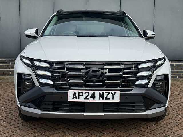 Hyundai TUCSON 1.6T Hybrid Ultimate 5dr Auto Serenity White