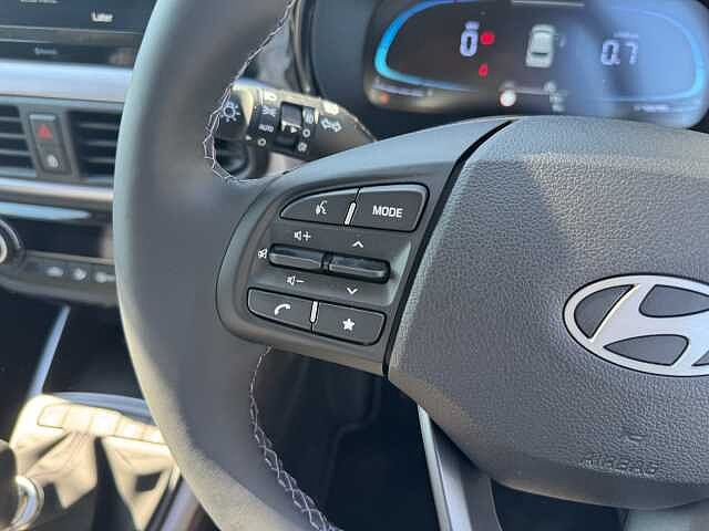 Hyundai I10 1.2 [79] Premium 5dr [Nav] Atlas White