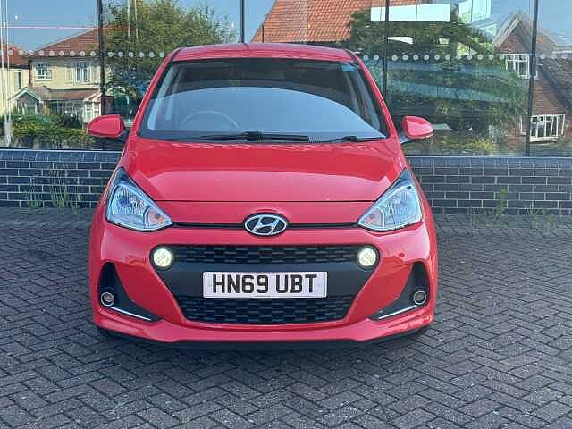 Hyundai I10 1.2 Premium SE 5dr Auto Red