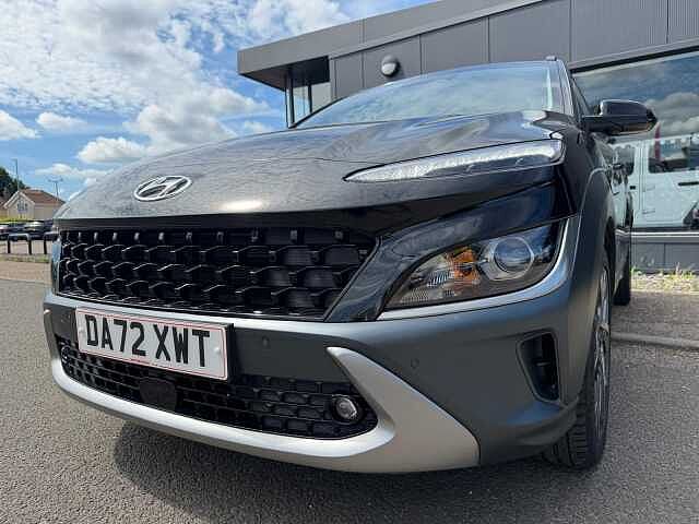 Hyundai KONA 1.6 GDi Hybrid Premium 5dr DCT Black