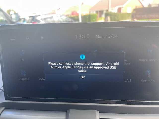 Hyundai INSTER Long Range 49kWh 02 Auto 5dr White