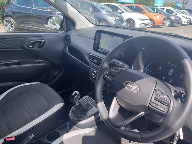 Hyundai I10 1.2 Advance Auto Euro 6 (s/s) 5dr Blue