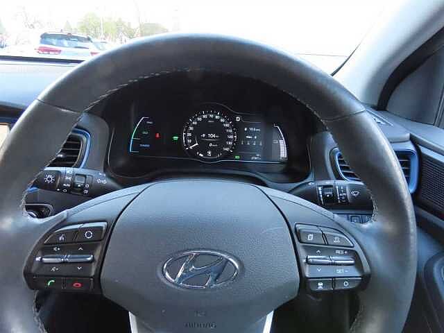 Hyundai Ioniq 1.6 GDi Hybrid Premium SE 5dr DCT