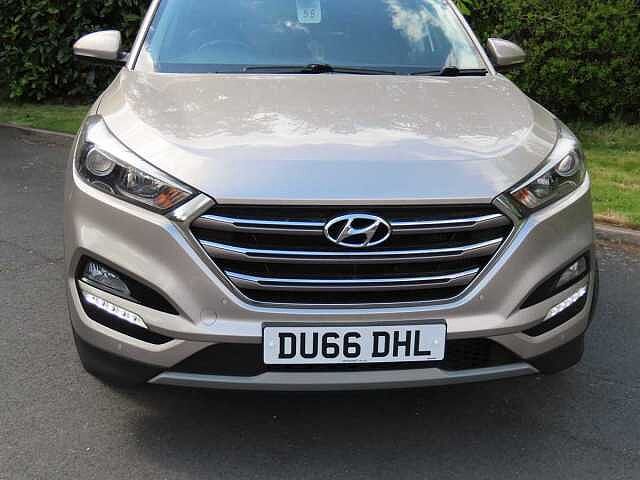 Hyundai Tucson 2.0 CRDi 185 Premium 5dr Auto