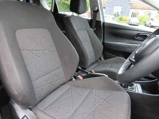 Hyundai BAYON 1.0 TGDi 48V MHEV SE Connect 5dr